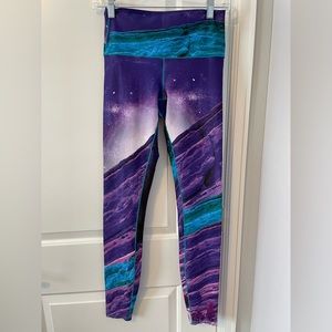 Colorado Threads full length yoga tights, size medium